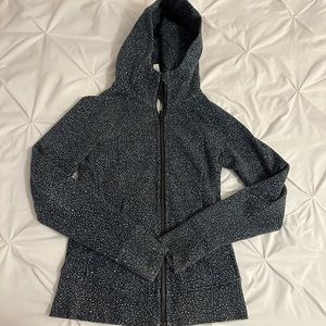 lululemon jacket
